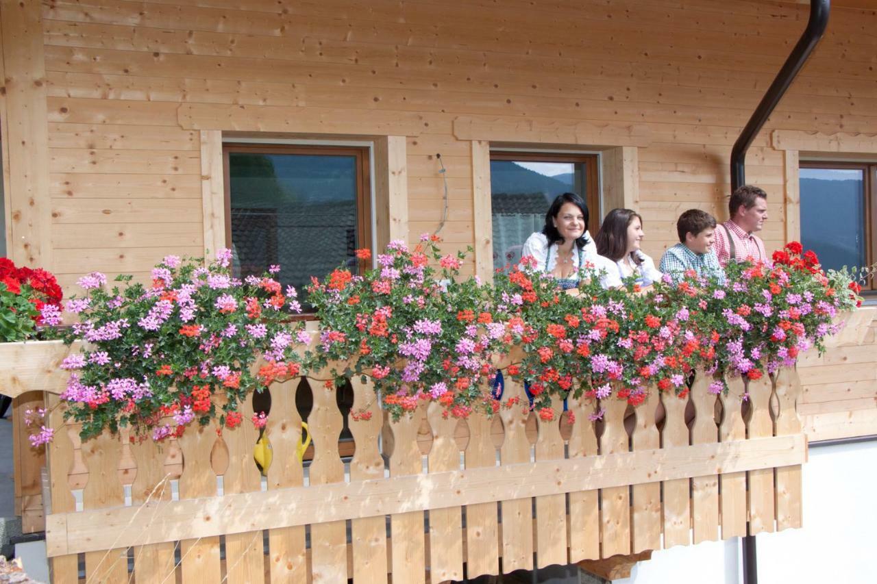 Ferienwohnung Schweinsteghof Urlaub auf dem Bauernhof Sarntal Exterior foto